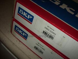 SKF 23032 CC/W33 Spherical roller bearings